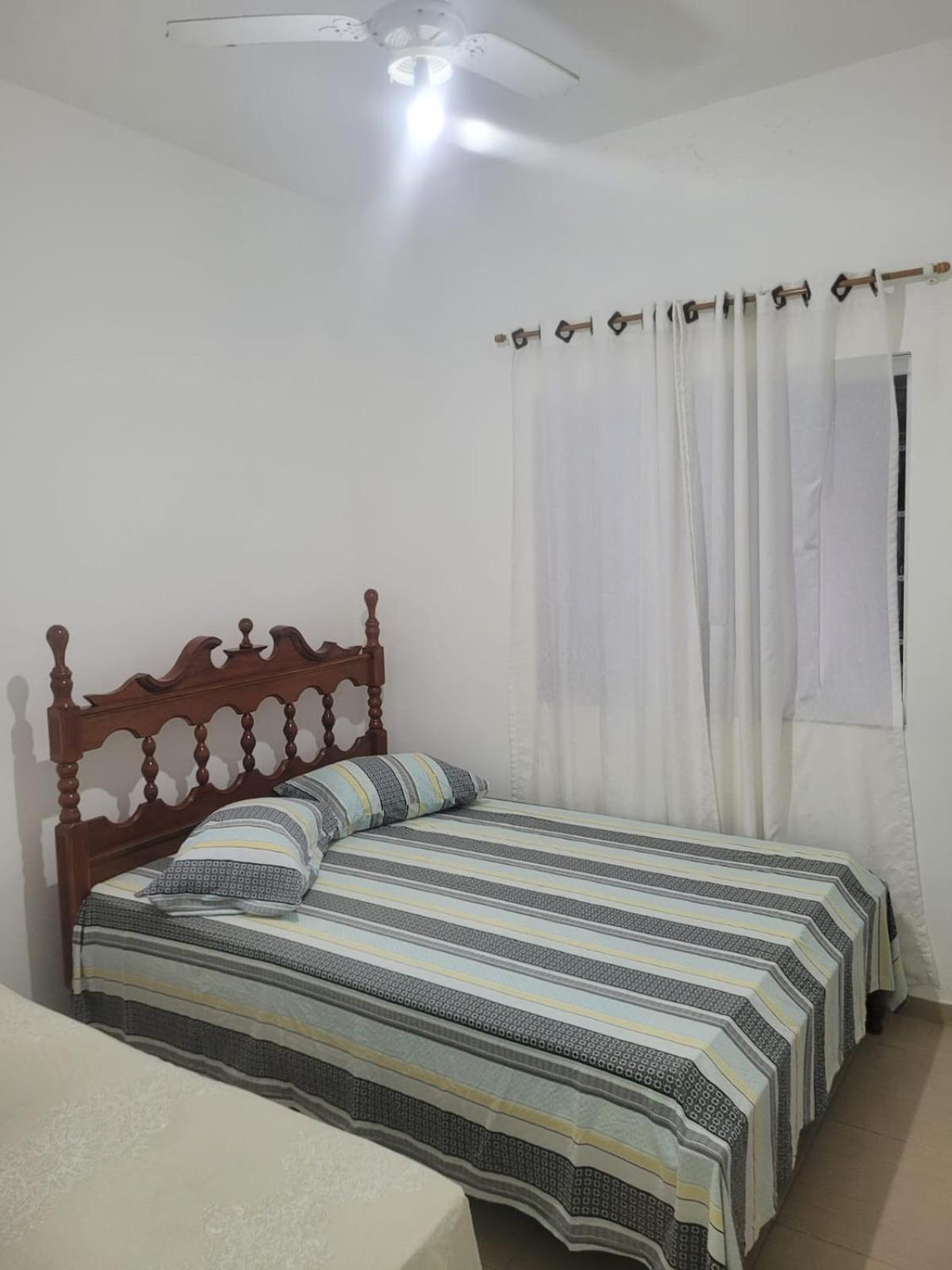 Casa Ampla Bem Localizada